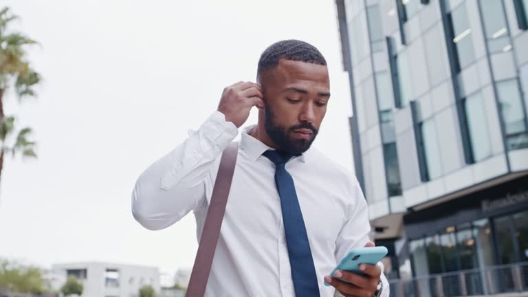 Best Translation Earbuds 2026 That Improve Productivity